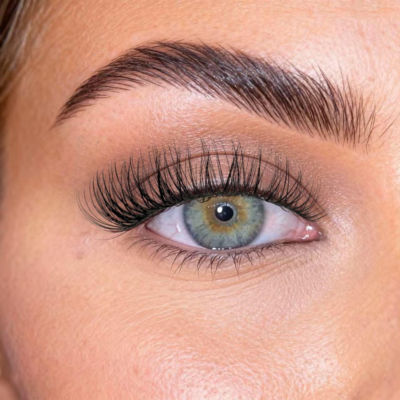 Suki Pre-Mapped Glueless Lash Kit – Natural Everyday Look